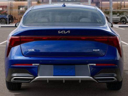 New 2025 Kia K5 GT-Line image 13
