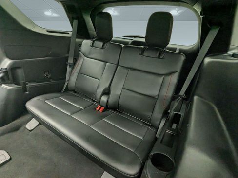 Used 2022 Ford Explorer ST-Line w/ Class IV Trailer Tow Package image 23