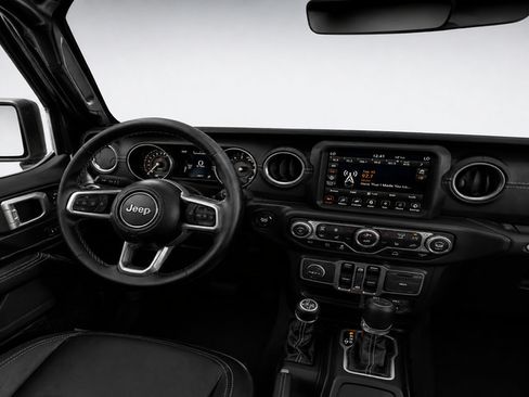 Used 2022 Jeep Wrangler Unlimited Sahara w/ Cold Weather Group AWD/4WD image 14