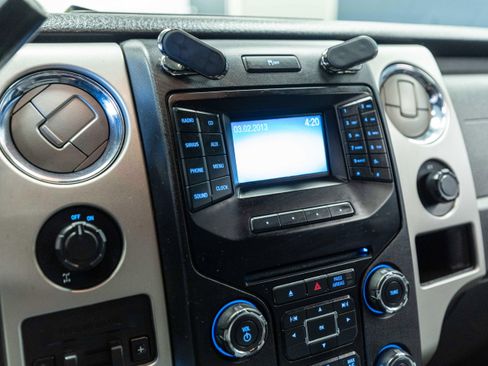 Used 2013 Ford F150 XLT w/ XLT Chrome Pkg RWD image 11