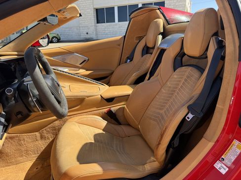 Used 2021 Chevrolet Corvette Stingray Premium Conv w/ Z51 Performance Package image 26