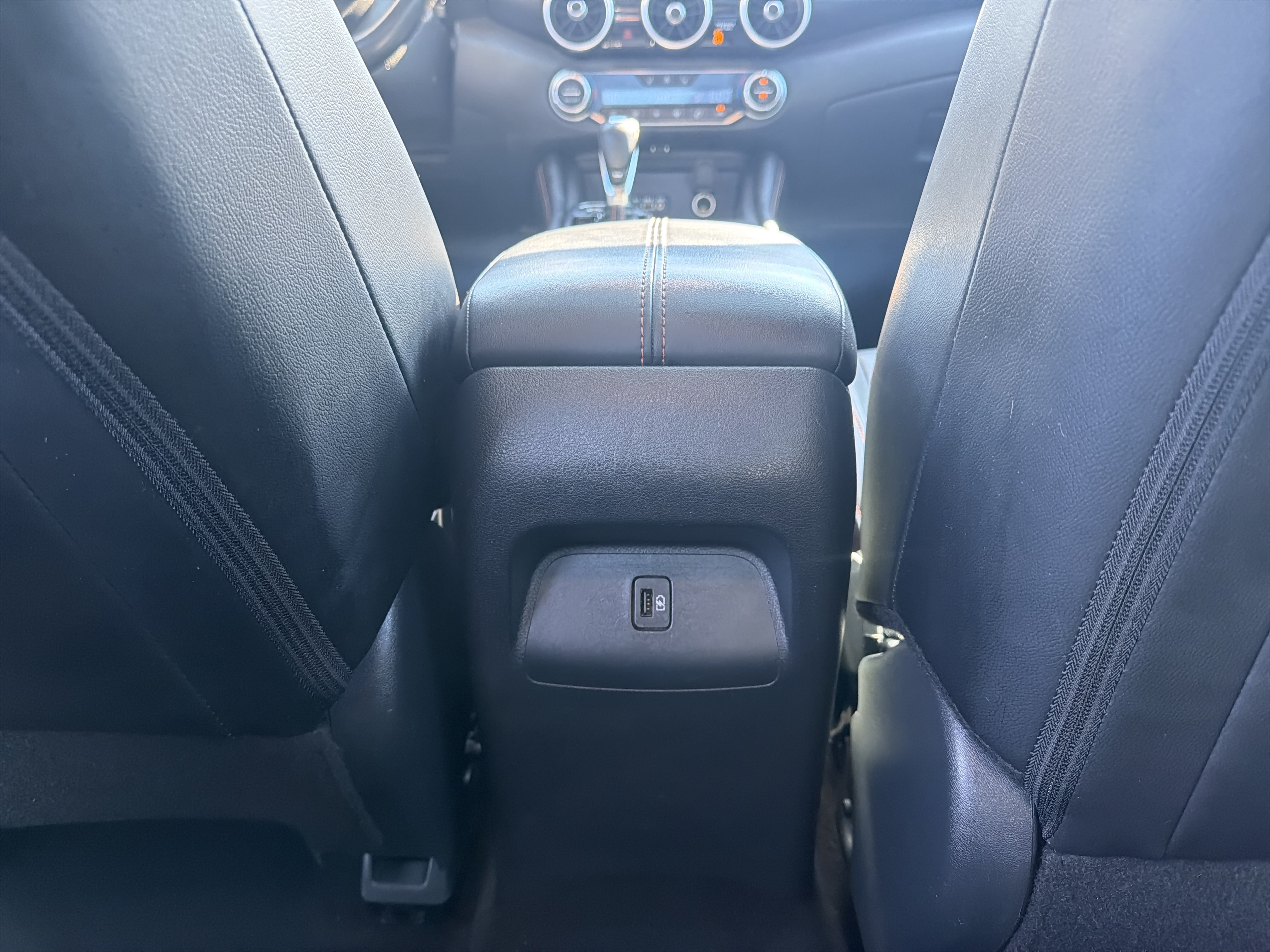 Used 2023 Nissan Sentra SR w/ SR Premium Package FWD image 28