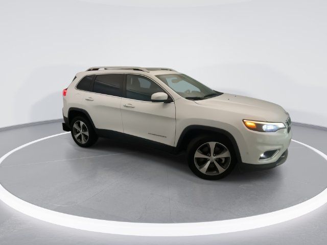 Used 2021 Jeep Cherokee Limited w/ Elite Package FWD image 3
