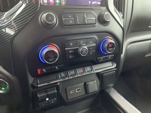 Used 2021 Chevrolet Silverado 1500 LT Trail Boss w/ Bed Protection Package image 22