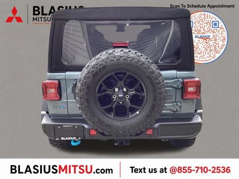 Used 2024 Jeep Wrangler Unlimited AWD/4WD image 13