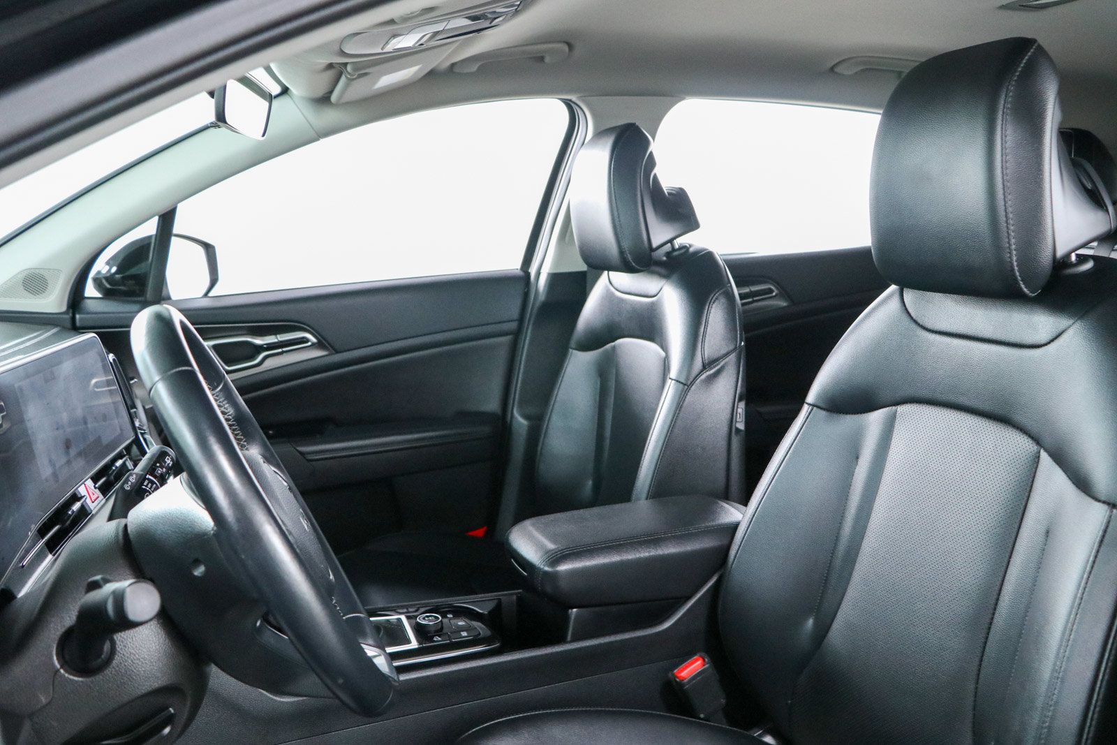Used 2023 Kia Sportage EX FWD image 23