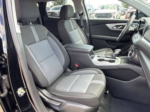 Used 2024 Chevrolet Blazer LT w/ Convenience Package FWD image 30