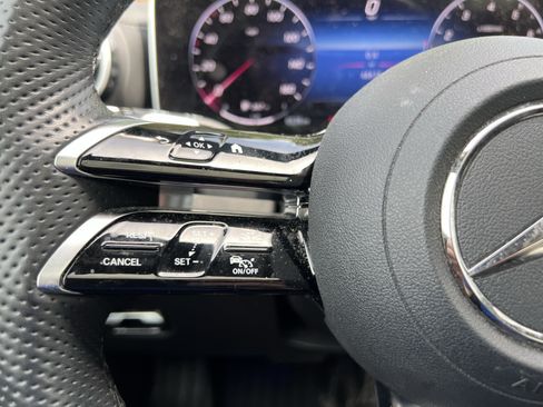 Used 2024 Mercedes-Benz C 300 4MATIC Sedan image 19