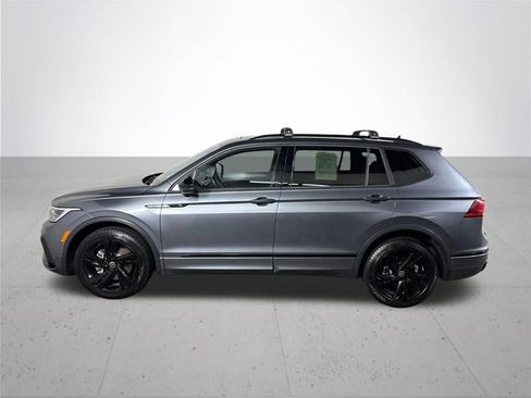 Certified 2023 Volkswagen Tiguan SE R-Line AWD/4WD image 9