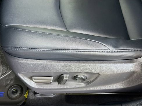 Certified 2019 Toyota Prius Prime Premium image 18