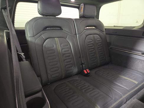 Used 2022 Rivian R1S Launch Edition image 22