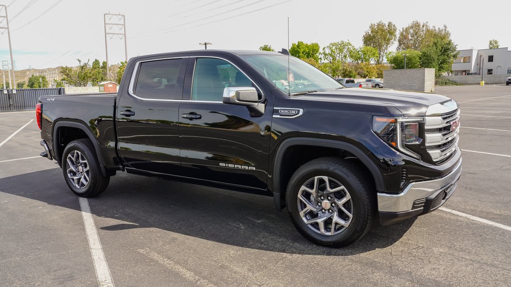 New 2026 GMC Sierra 1500 SLE w/ Max Trailering Package AWD/4WD image 6
