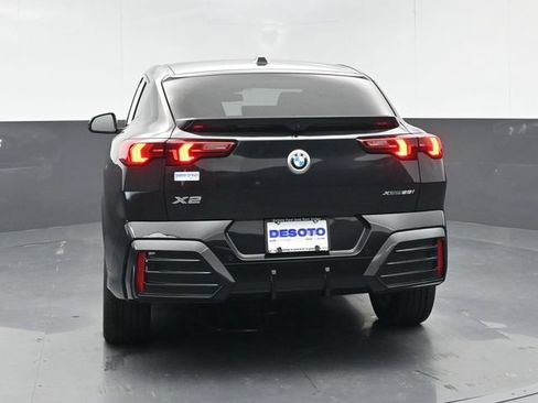 Used 2025 BMW X2 xDrive28i AWD/4WD image 7
