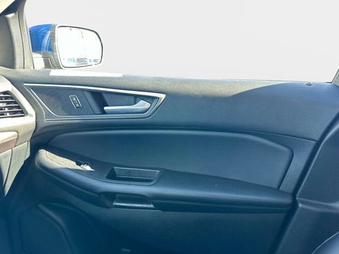 Used 2023 Ford Edge SEL w/ Convenience Package image 24