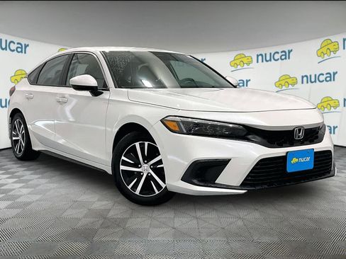 Used 2023 Honda Civic LX image 1