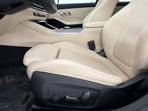 Used 2025 BMW 330i Sedan RWD image 13