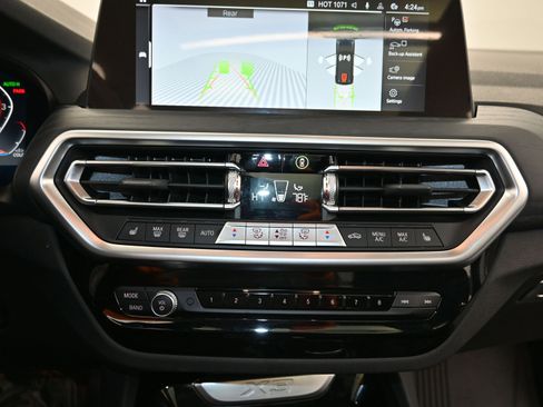Used 2023 BMW X3 xDrive30i w/ Convenience Package image 21