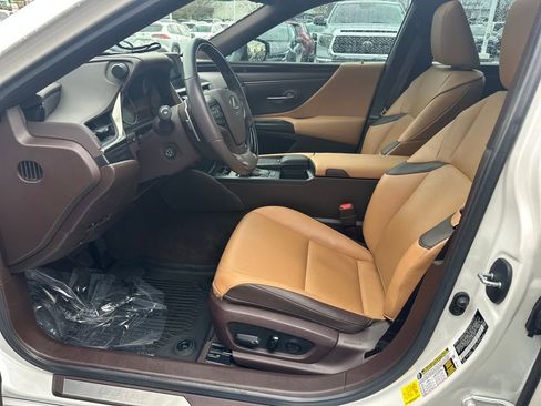 Used 2020 Lexus ES 350 w/ Premium Package image 12