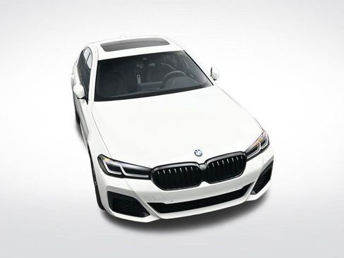 Used 2023 BMW 530i xDrive w/ M Sport Package image 32