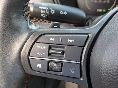Used 2025 Honda CR-V Sport-L image 12