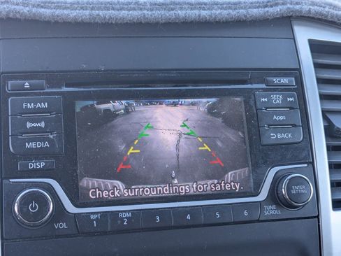 Used 2015 Nissan Frontier SV w/ SV Value Truck Package image 19