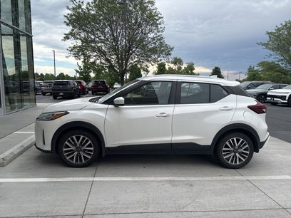 Used 2024 Nissan Kicks SV