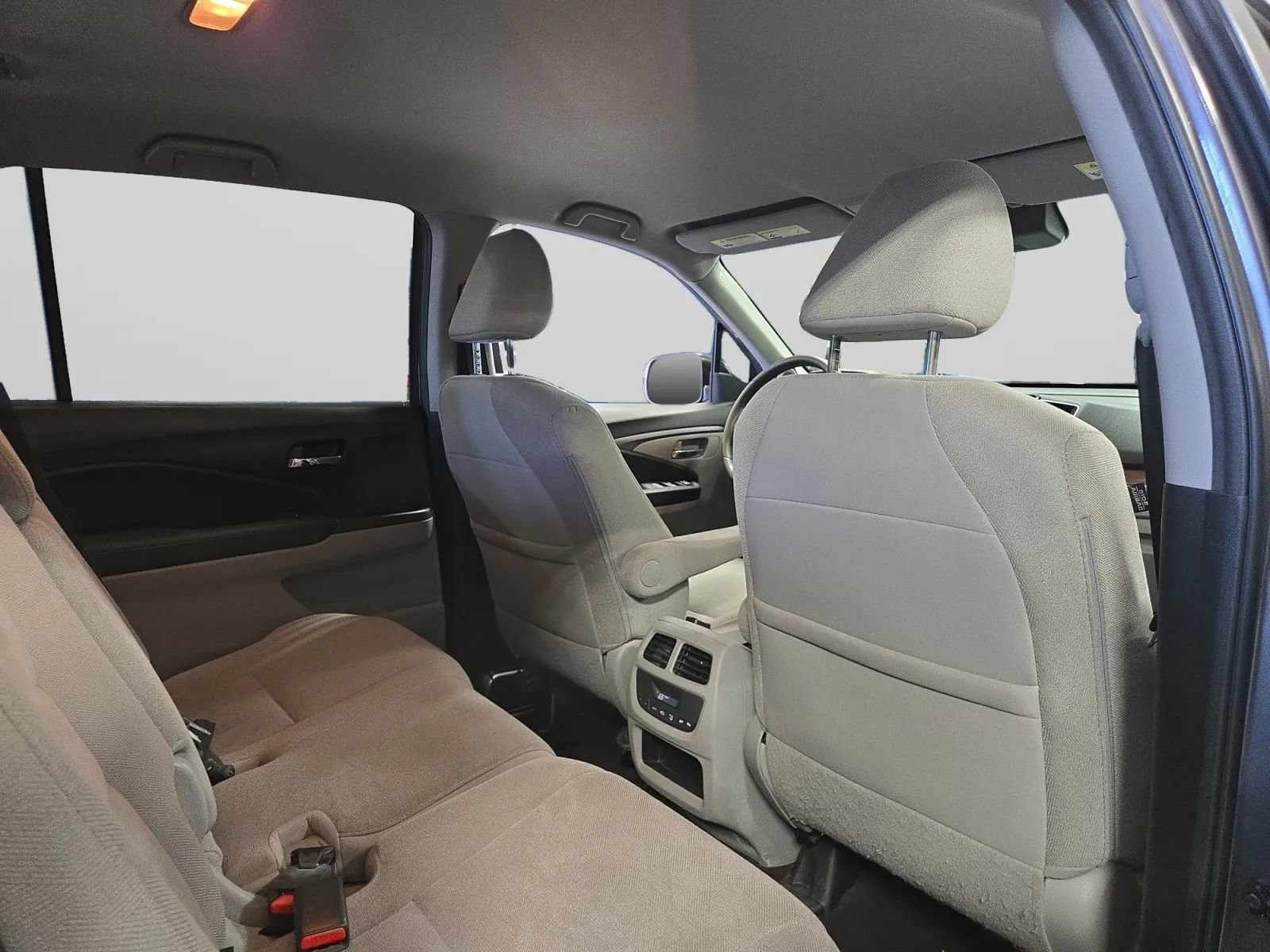 Used 2021 Honda Pilot EX image 29