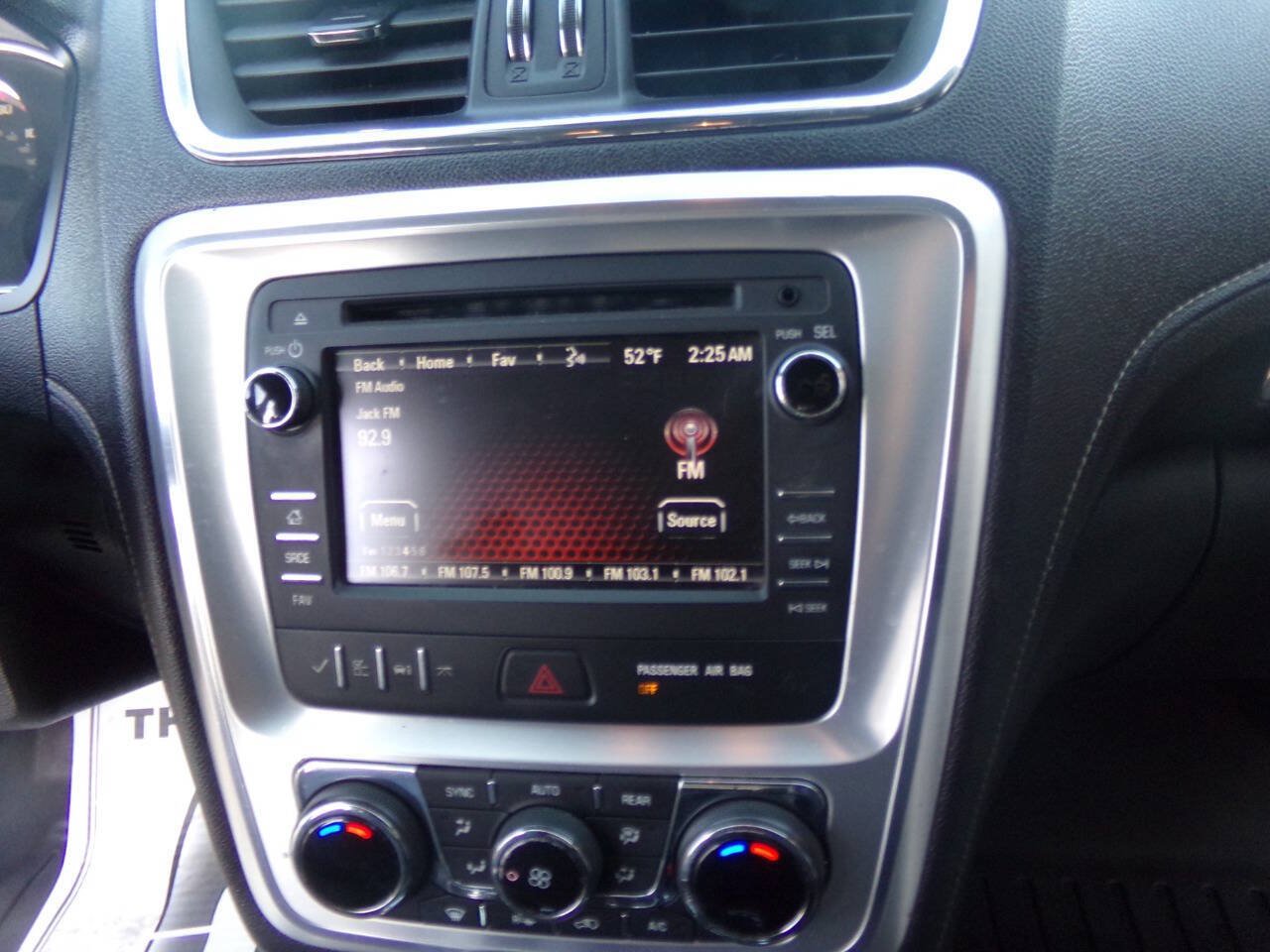 Used 2014 GMC Acadia SLT AWD/4WD image 27