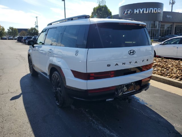 Used 2025 Hyundai Santa Fe Calligraphy FWD image 3