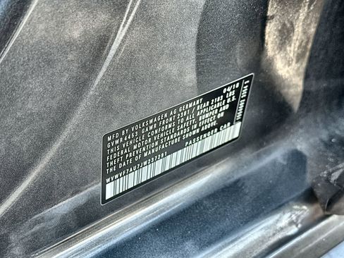 Used 2018 Volkswagen Golf R 4-Door image 25