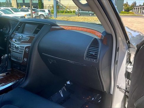 Used 2019 INFINITI QX80 Luxe AWD/4WD image 19