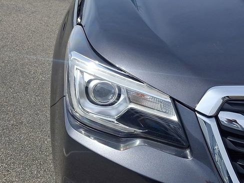 Used 2018 Subaru Forester 2.5i Limited image 9