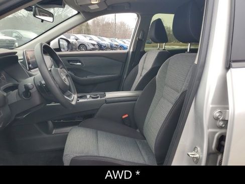 Certified 2023 Nissan Rogue SV image 18