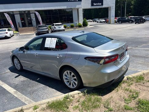 Used 2023 Toyota Camry LE AWD/4WD image 5