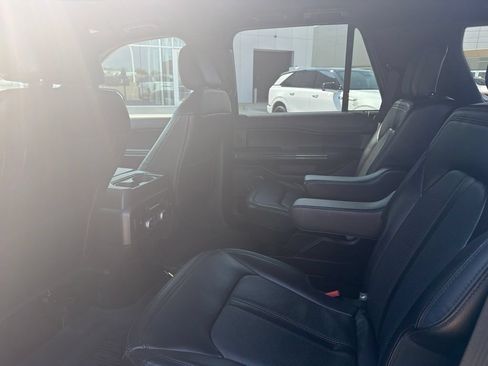 Used 2021 Ford Expedition Limited AWD/4WD image 8