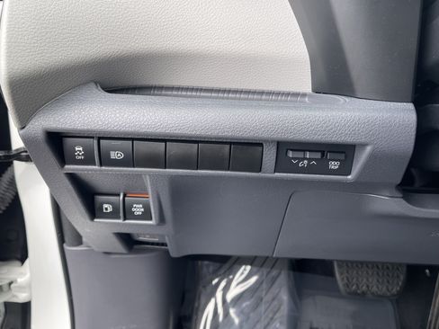 Used 2021 Toyota Sienna LE FWD image 25
