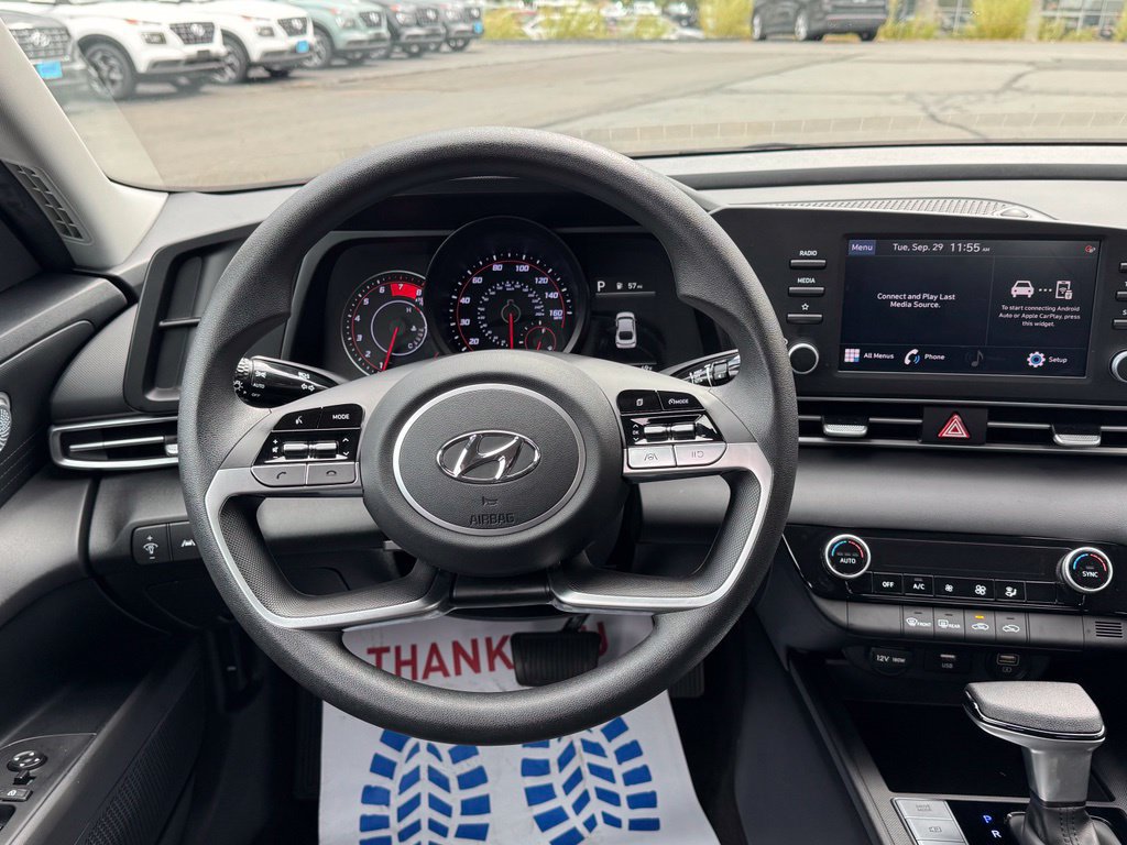 Used 2023 Hyundai Elantra SEL FWD image 16