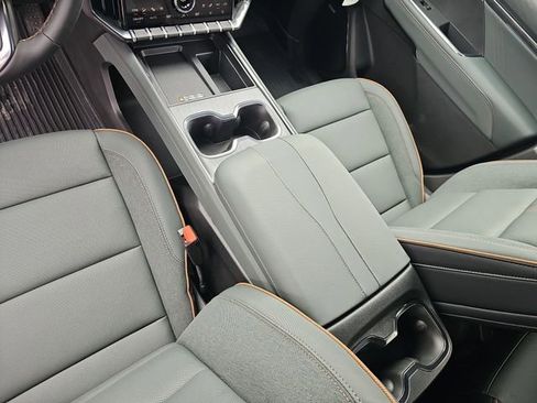 New 2026 GMC Acadia AT4 image 24