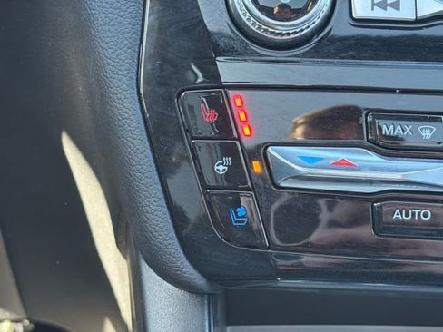 Certified 2024 Ford Explorer Limited w/ Limited Technology Package image 30