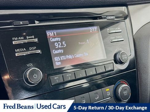 Used 2016 Nissan Rogue S image 15