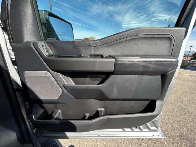 Used 2025 Ford F150 Lariat AWD/4WD image 38