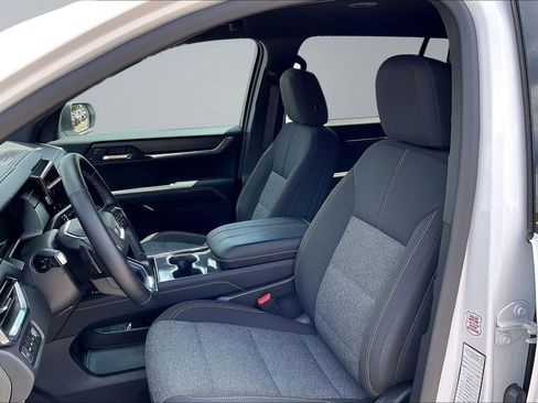 Used 2025 GMC Acadia Elevation AWD/4WD image 24