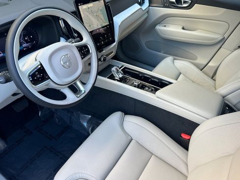 New 2026 Volvo XC60 B5 Ultra w/ Protection Package Premier AWD/4WD image 13