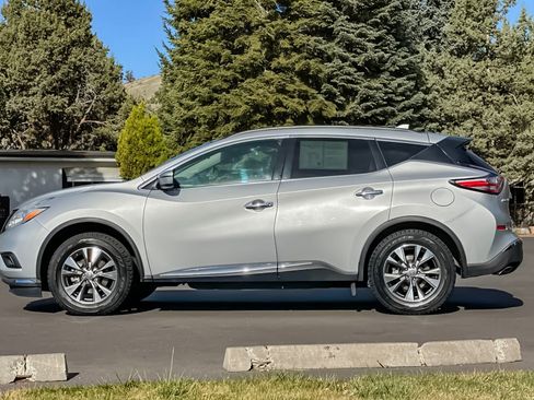 Used 2017 Nissan Murano SV image 8