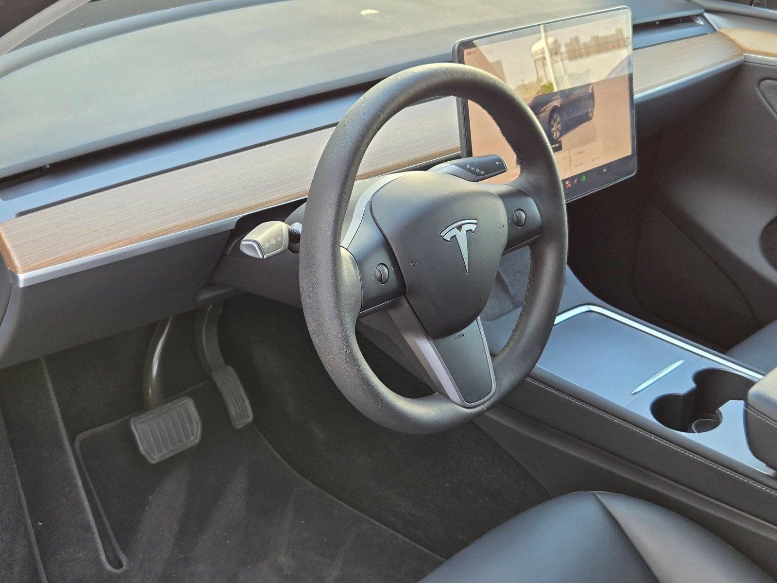 Used 2023 Tesla Model Y Long Range AWD/4WD image 10