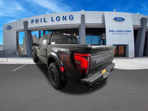 Certified 2025 Ford F150 Raptor w/ Equipment Group 803A Raptor R AWD/4WD image 3