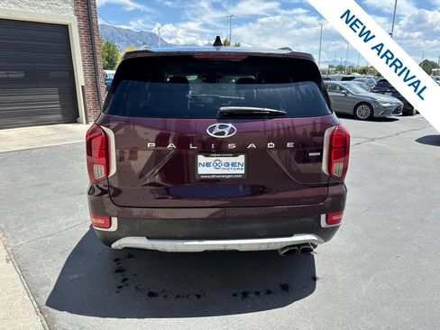 Used 2022 Hyundai Palisade SEL w/ Premium Package AWD/4WD image 6