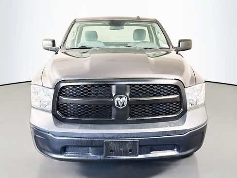 Used 2018 RAM 1500 Express RWD image 2