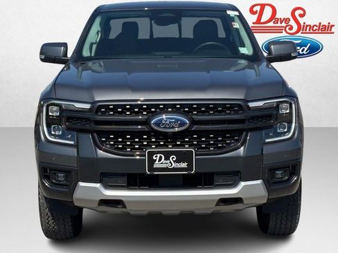 Used 2024 Ford Ranger Lariat w/ FX4 Off-Road Package AWD/4WD image 2