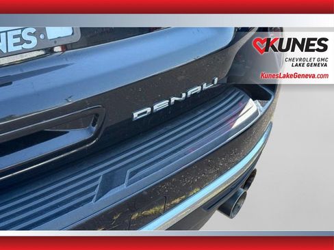 Used 2024 GMC Yukon Denali AWD/4WD image 8